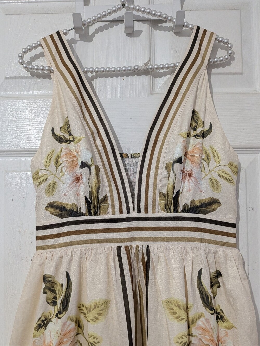 Commense Tropical Floral Print Deep V-Neck Maxi Dress - Picture 8 of 16